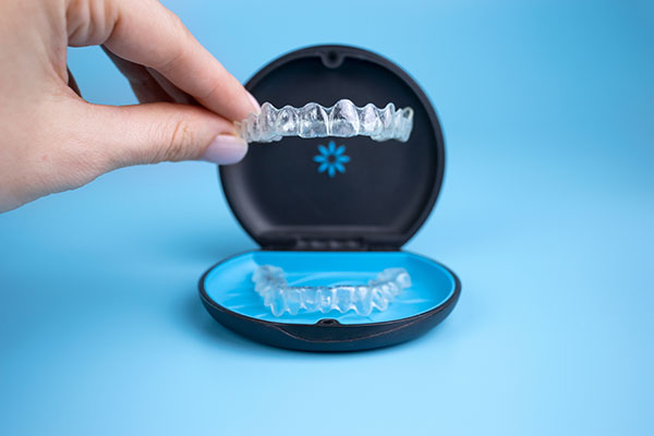 Convenience And Comfort Are Benefits Of Invisalign Therapy